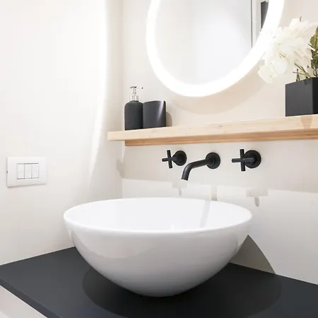 Easylife - Comfort Ed Eleganza In Porta Venezia Apartment