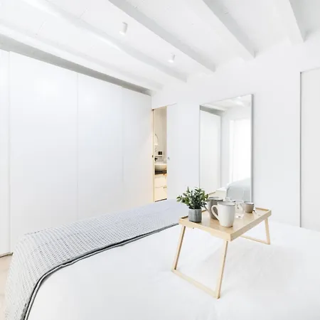 Apartment Easylife - Comfort Ed Eleganza In Porta Venezia Milan