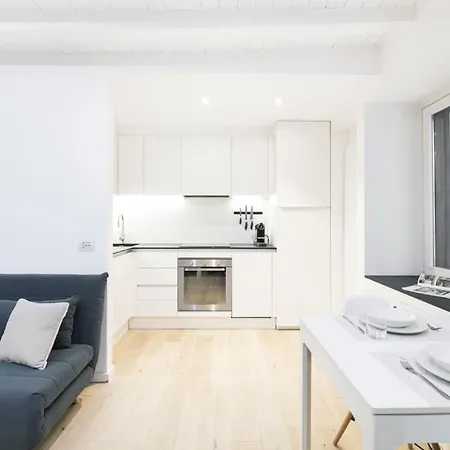 Easylife - Comfort Ed Eleganza In Porta Venezia * Milan